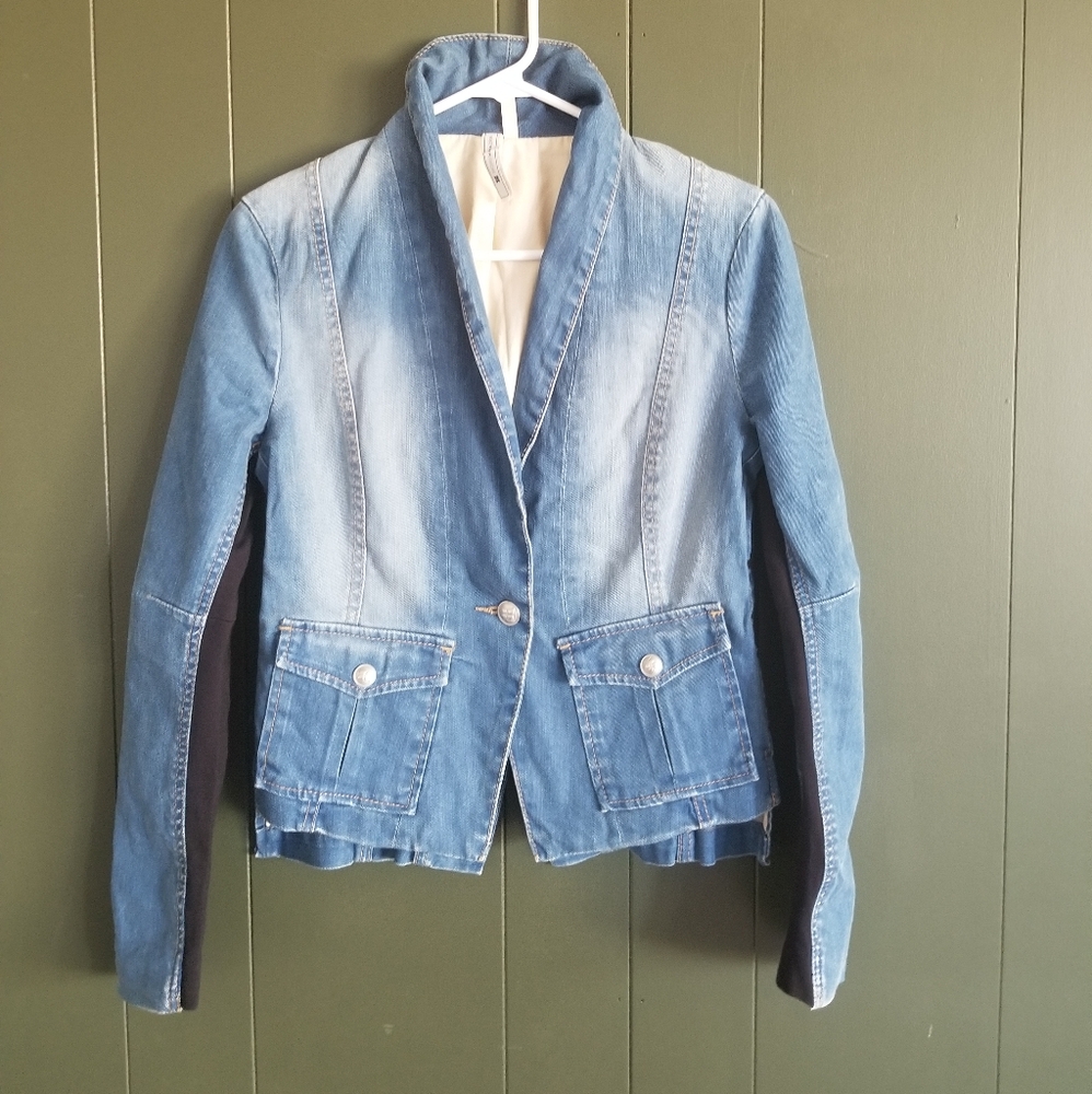 BCBG Maxazria Jean Jacket size Small